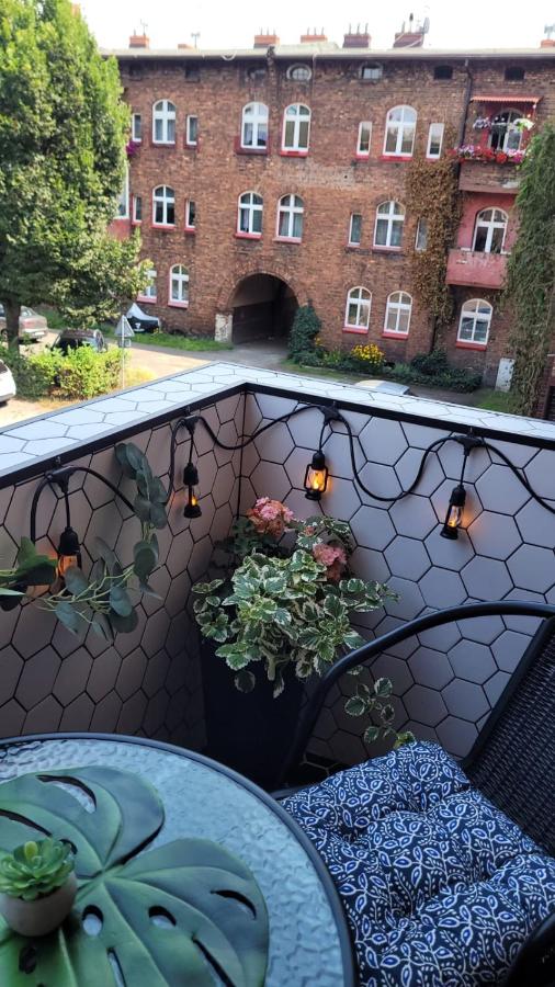 Apartament Czasu Jak Marasu Nikiszowiec - B&B