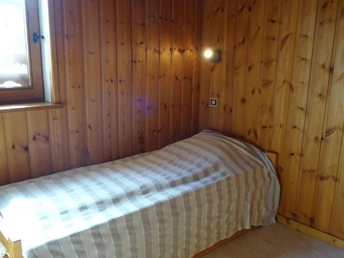 T2 confort 4 pers, Wi-Fi, garage, 150m commerces, 100m télécabines - FR-1-802-74 - Bed and Breakfast Les Gets