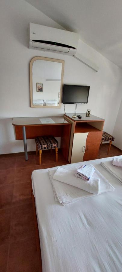 Apartment mit Terrasse