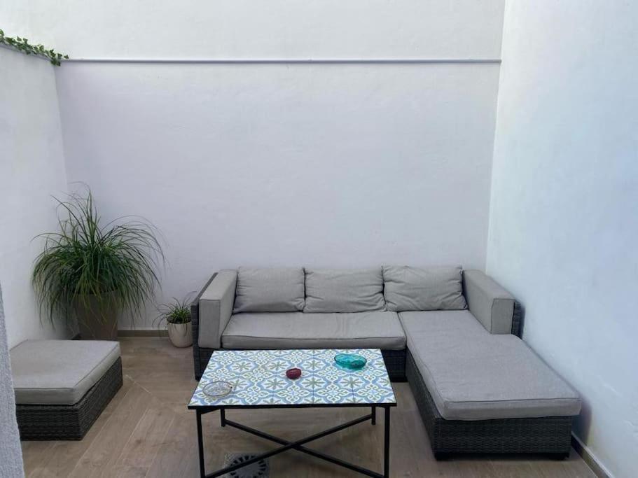 Precioso piso junto a la playa a 30 mts de transporte publico - B&B