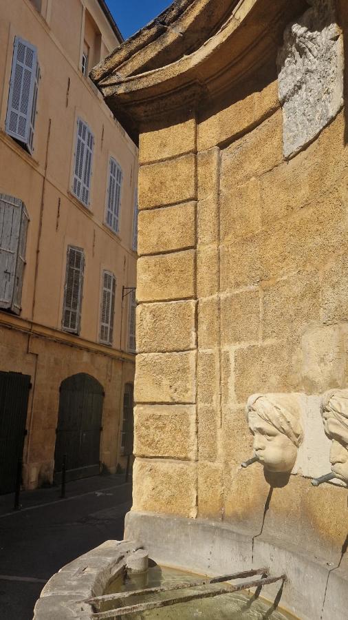 Studio de charme hypercentre d'Aix - B&B
