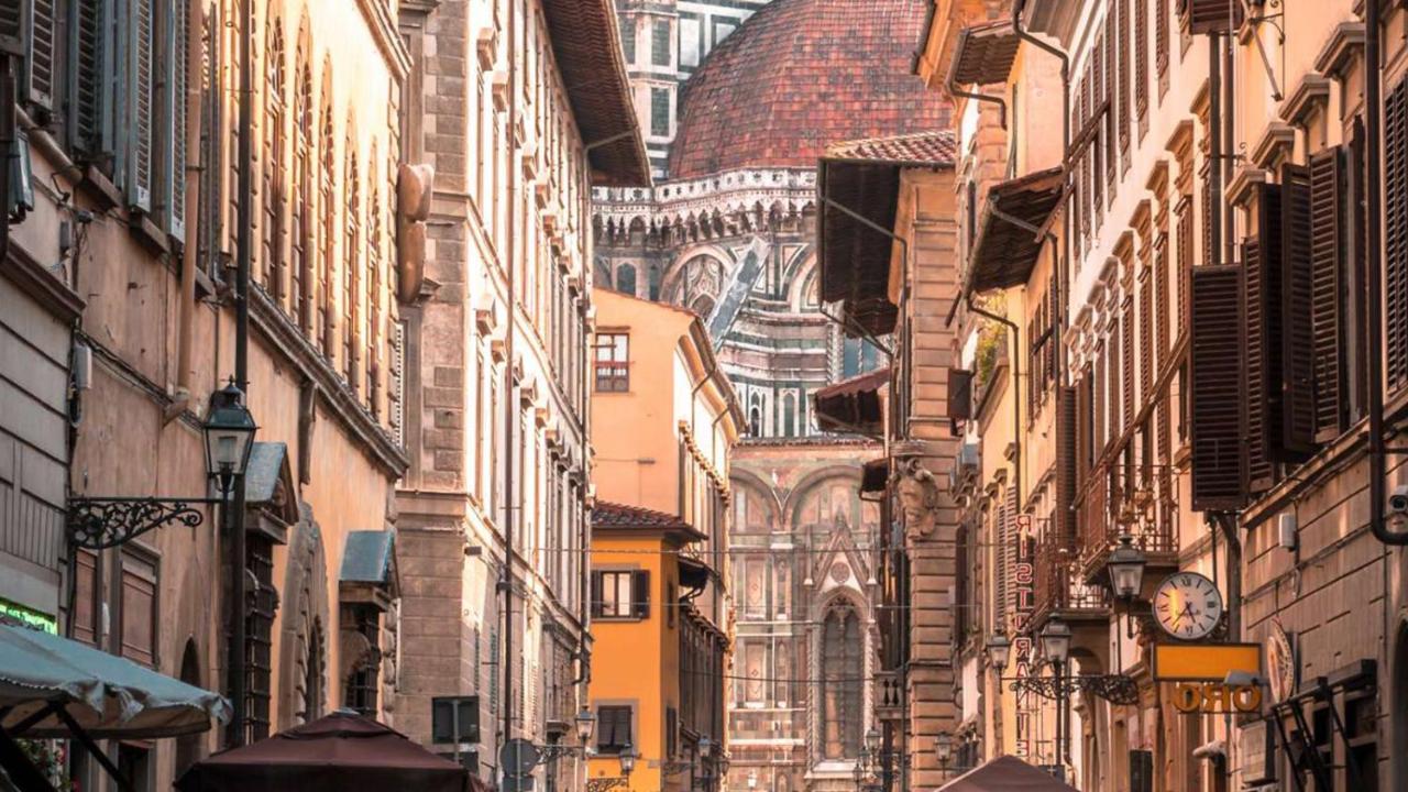 Davanti al Duomo-Appartamento Storico - B&B Firenze