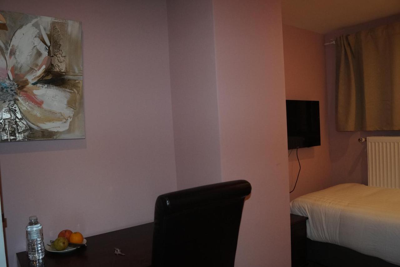 Budget Single Room