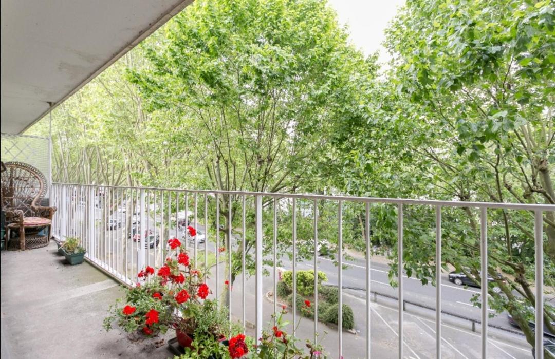 A 30mn des Jeux Olympiques lumineux 3 pièces face à la seine à 100m du T2 - B&B