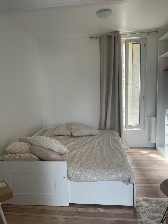 Cosy Studio - near Paris - B&B