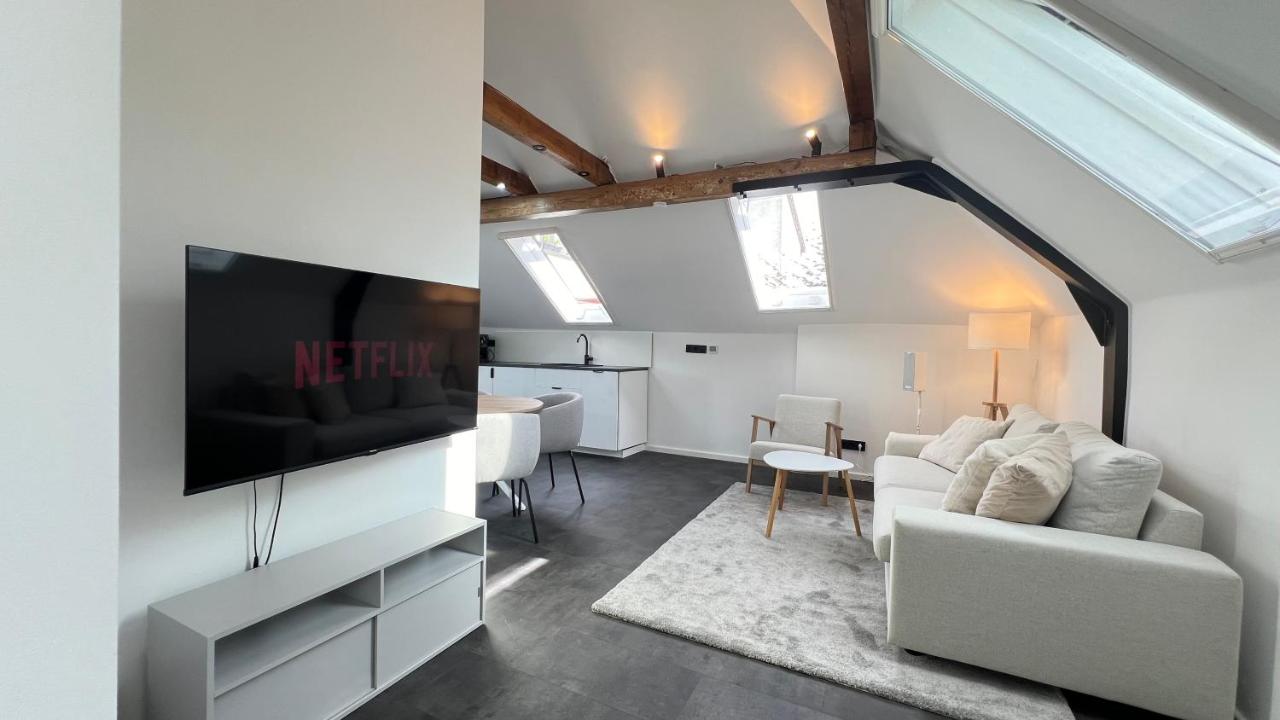 LudwigsHome - Zentrale Lage, Luxusbad, Workspace, Klima - Bed and Breakfast Ludwigsburg