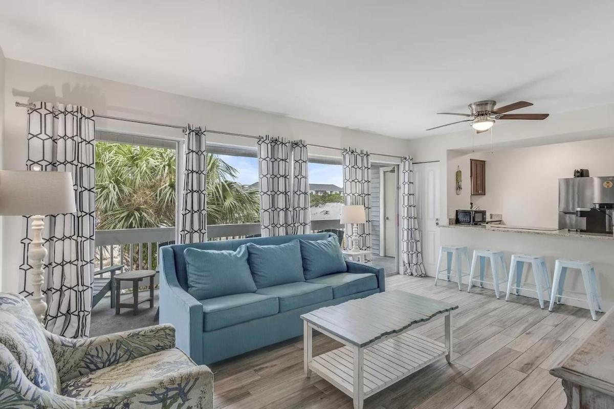 TipSea Turtle 3 Community pools Central Destin - B&B Destin