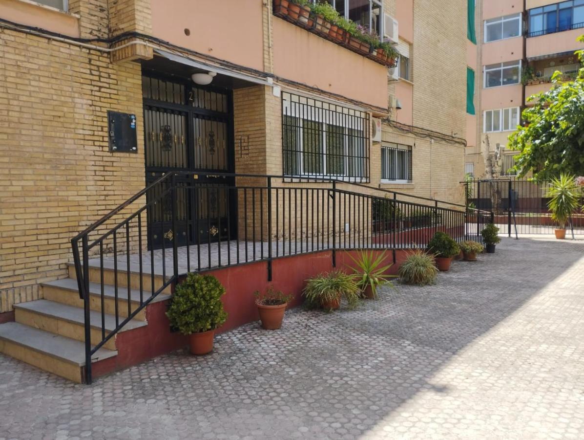 Apartamento turístico Palacio de los Deportes - B&B