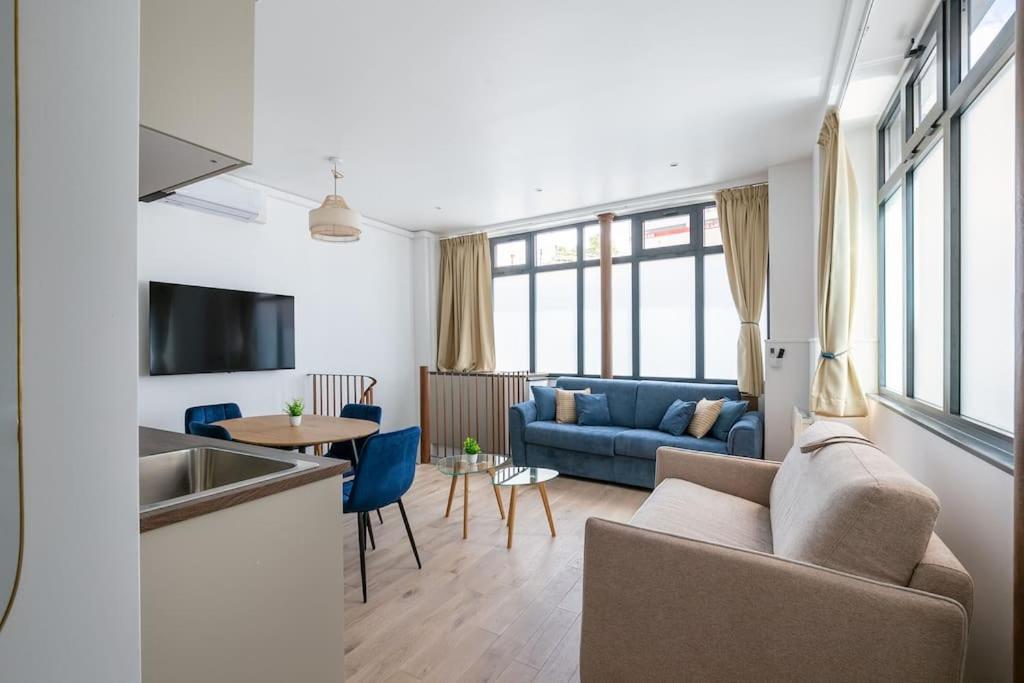 New two bedroom two bathroom apartment Paris 15 near Eiffel with air conditioning - Ferienwohnung Paris