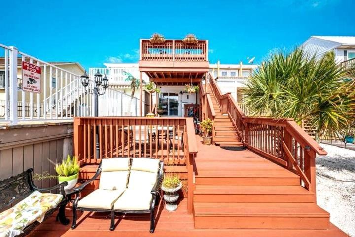 Seahab Waterfront views Dock Priv Beach access - B&B Destin