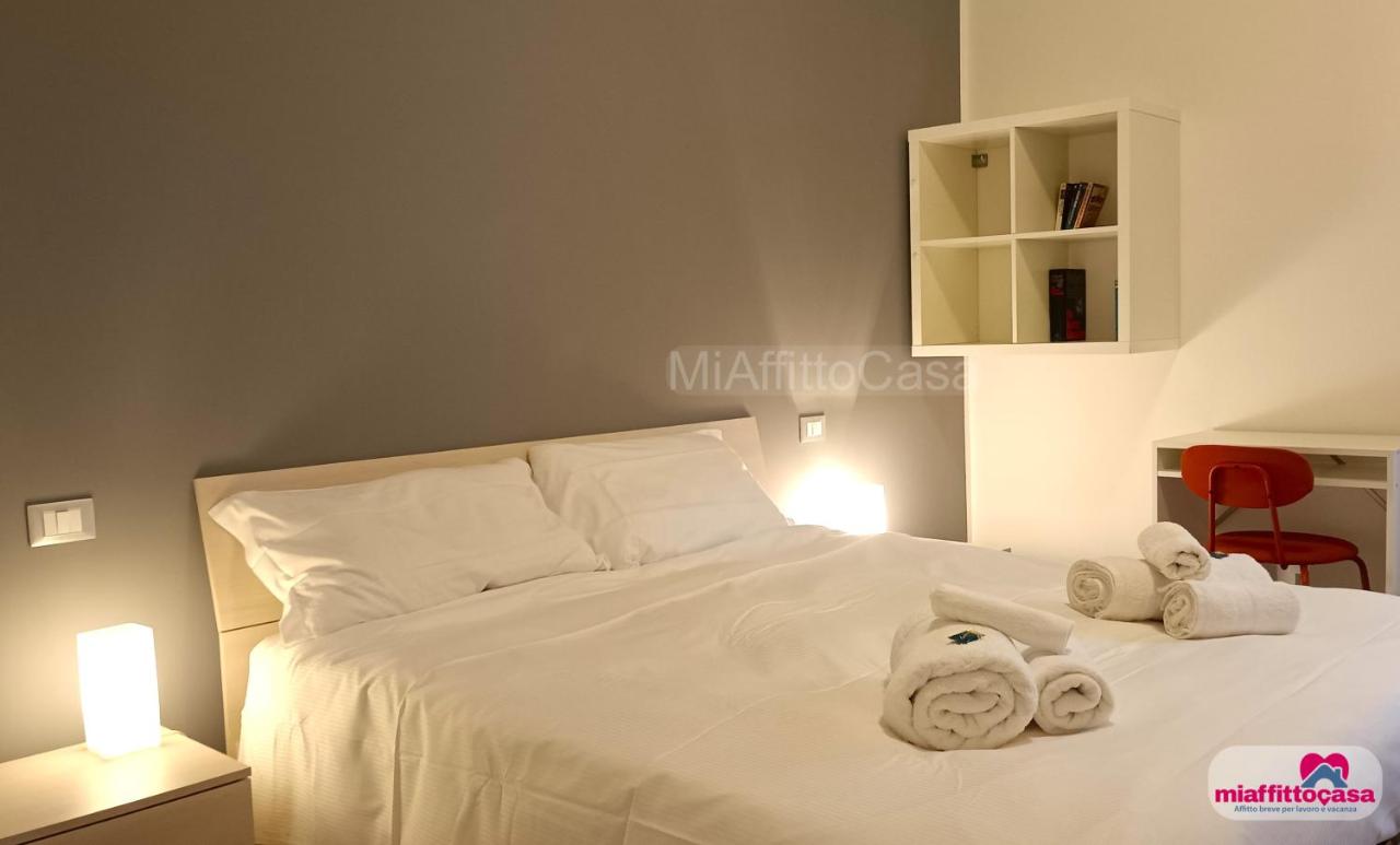 Bilocale Moka a Melzo vicino alla stazione e al centro - Bed and Breakfast Melzo