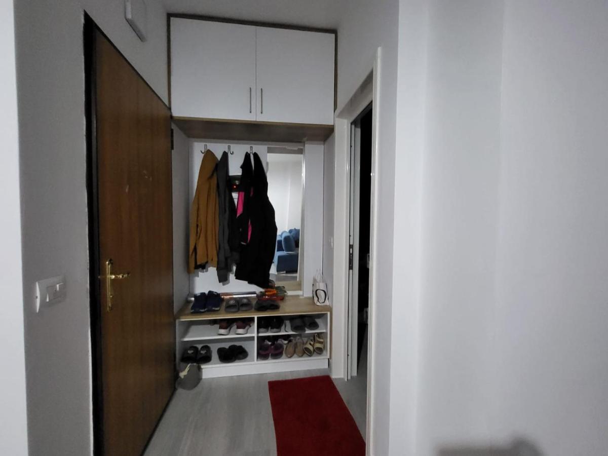 Nino's Beach Apartment - Ferienwohnung Durrës