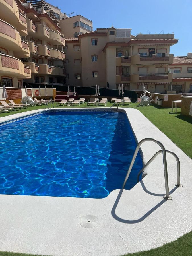 COASTAL PARADISE 3bed , POOL , SEA VIEWS! - B&B Benalmádena