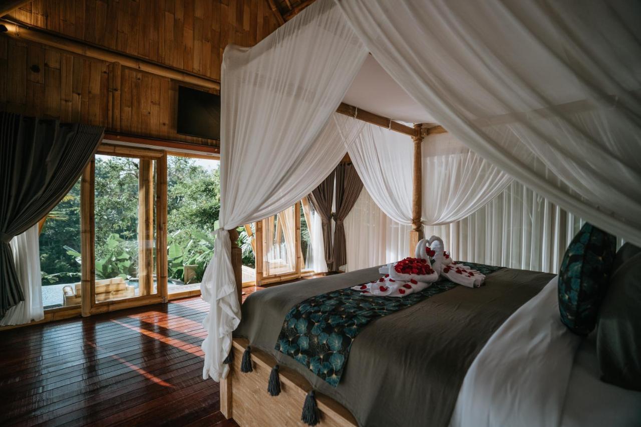 Umah Bali Kuno Villa - Chambres d’hôtes Tampaksiring