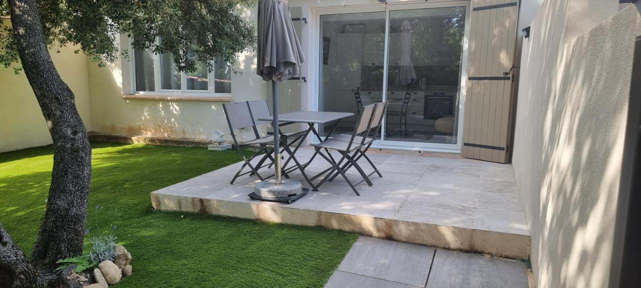 LES BOIS DE ZOLA entre Provence et Luberon - Ferienwohnung