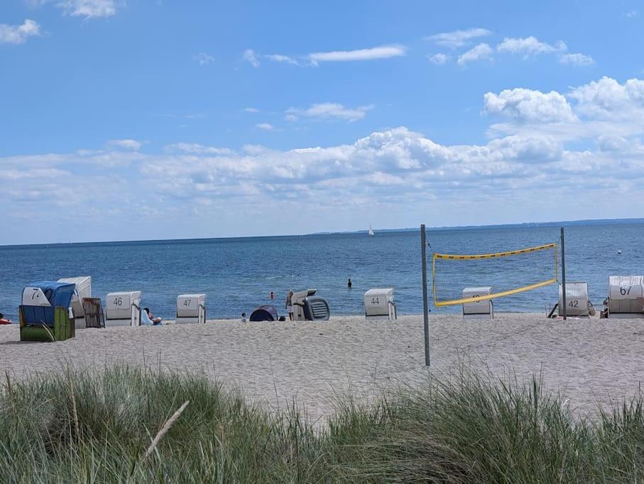 Ruhige Terrassenwohnung in Strandnähe Sierksdorf für bis zu 4 Personen - B&B Sierksdorf