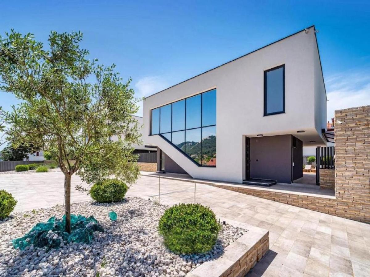 Villa Omega - B&B Rab