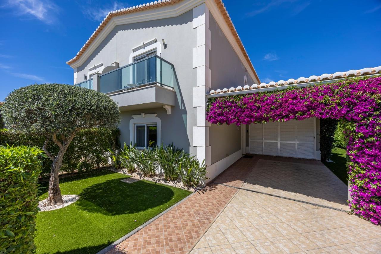 Boa Vista - Golf View Villa - B&B Lagos