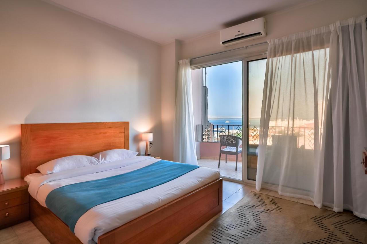 Apartment mit 2 Schlafzimmern und Balkon