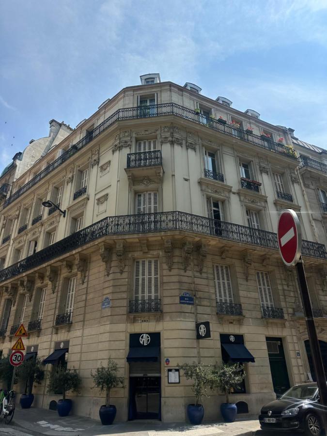 Champs Elysée Prestige Apartment - B&B