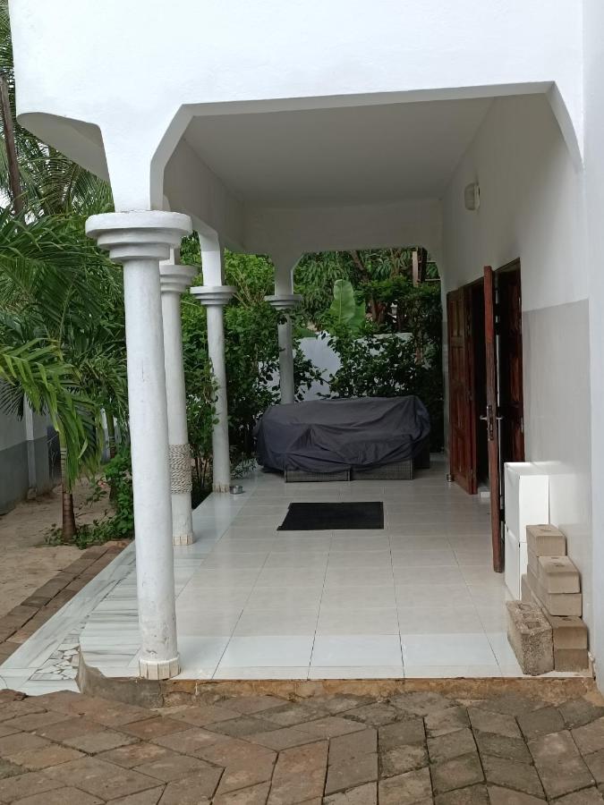 Berlin - B&B Ziguinchor