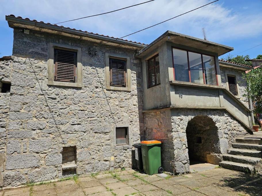 Šarmantna kamena kuća Sarita - B&B