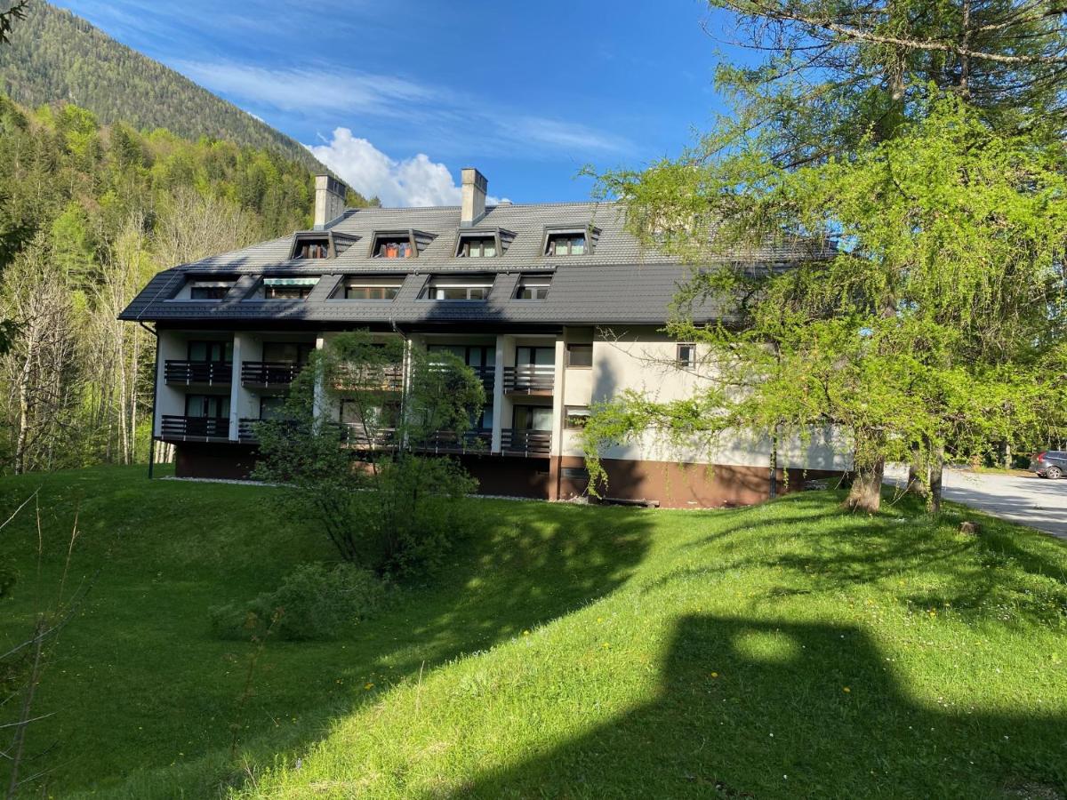 Riversound - B&B