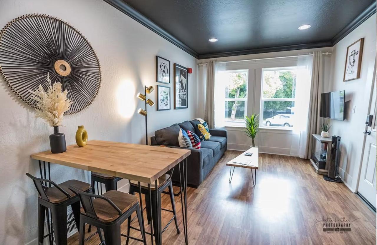 Downtown Dwelling 1616 - B&B