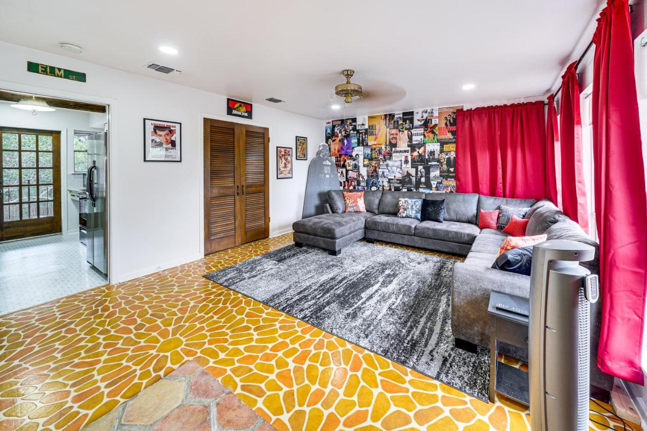 Unique and Stylish San Antonio Home with Deck! - Bed and Breakfast
