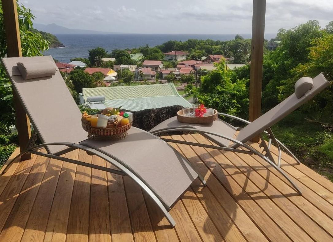 Cottages Les 3 Rochers - Vue sur mer - Bed and Breakfast Petites Anses