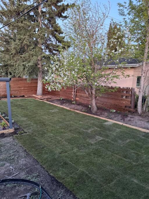 2-bed entire suite 10 mins from all attractions - B&B Calgary