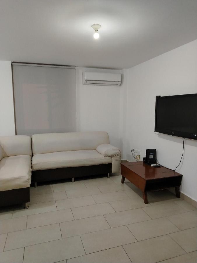Casa familiar cerca a la playa - B&B