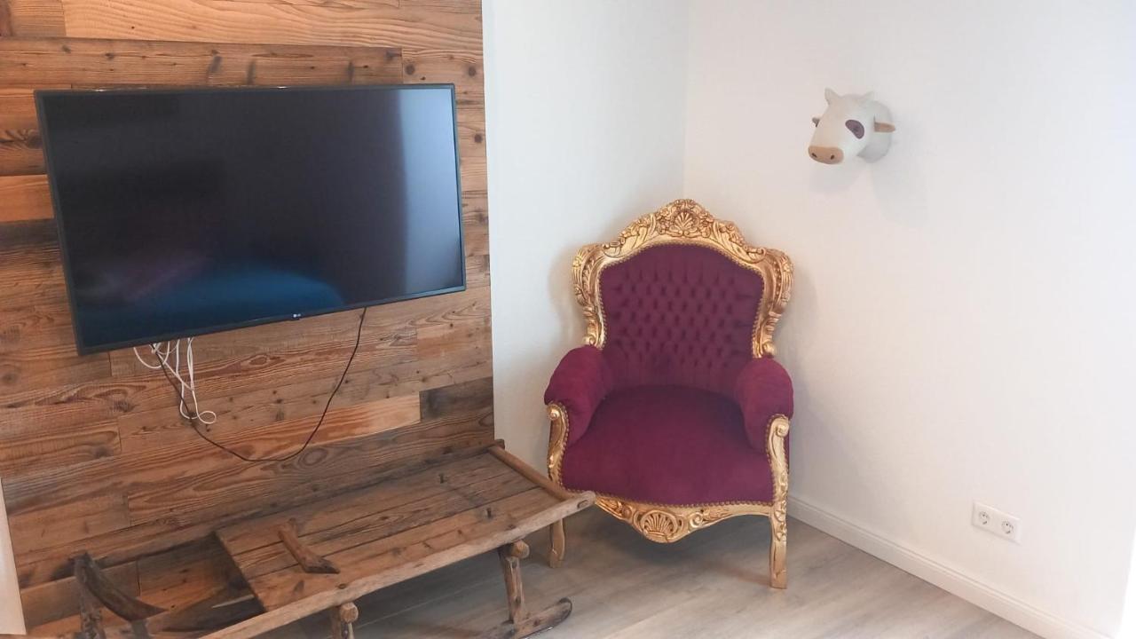 Apartment 5