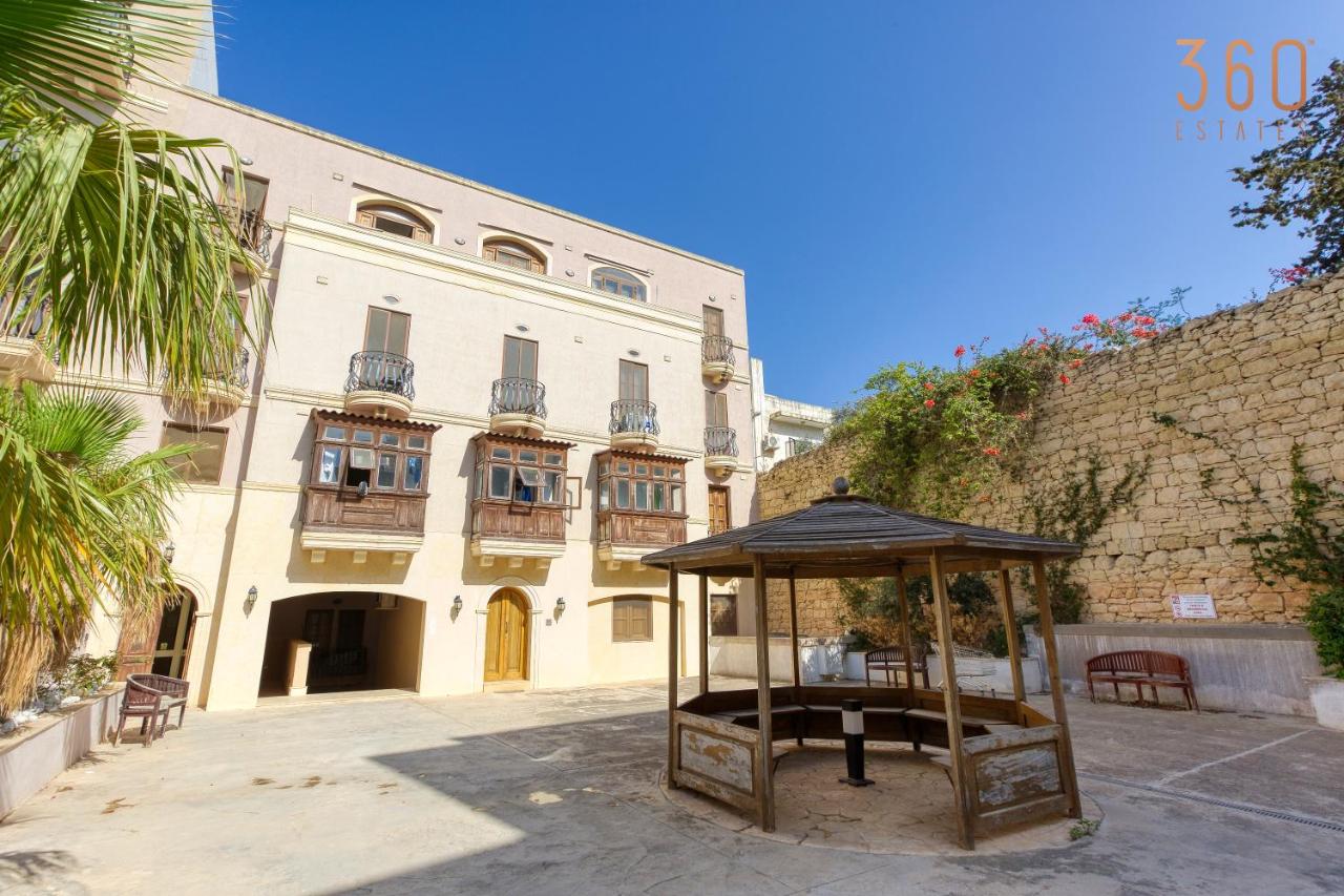 A Beautiful, designer 3BR home in St Julians by 360 Estates - B&B
