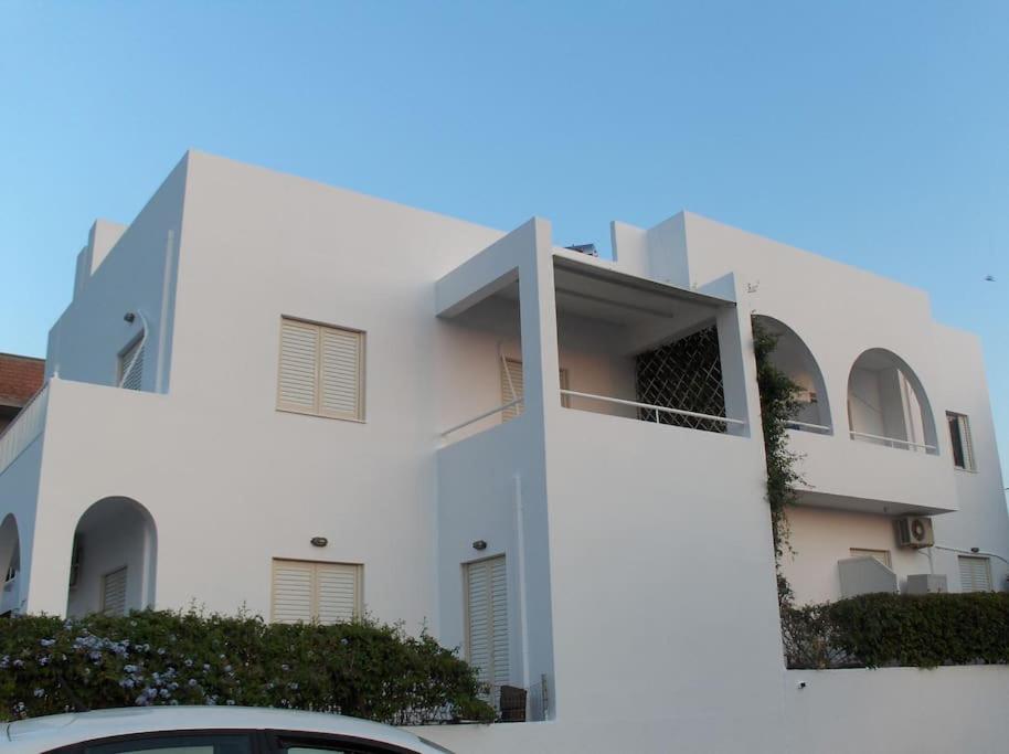 Bay View Apartment , Porto Heli - B&B
