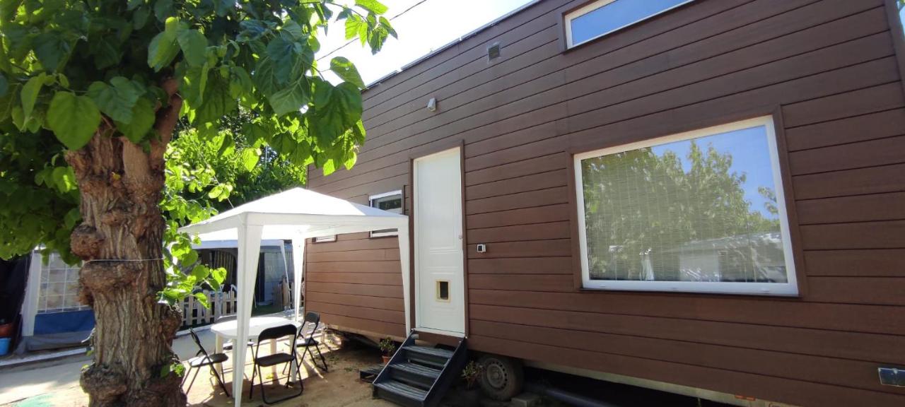 Camping Costa Dorada Tiny Berna - B&B