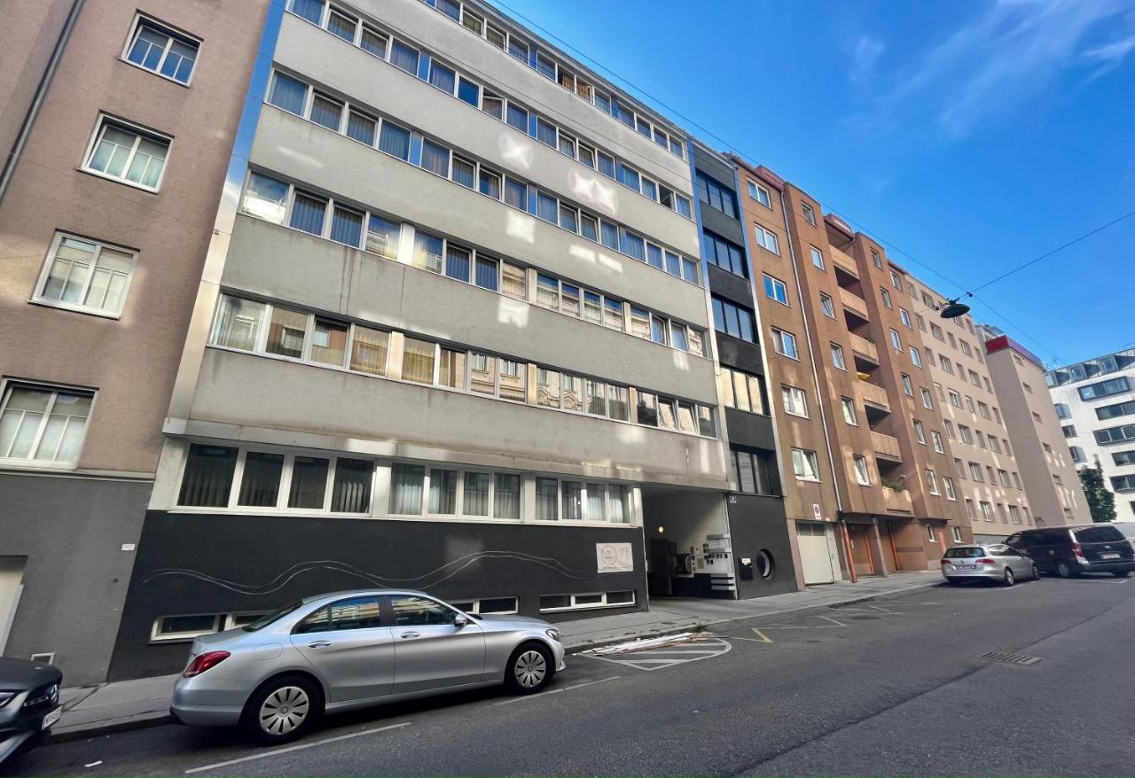 4YOUHOMES - Studio in central station district - B&B
