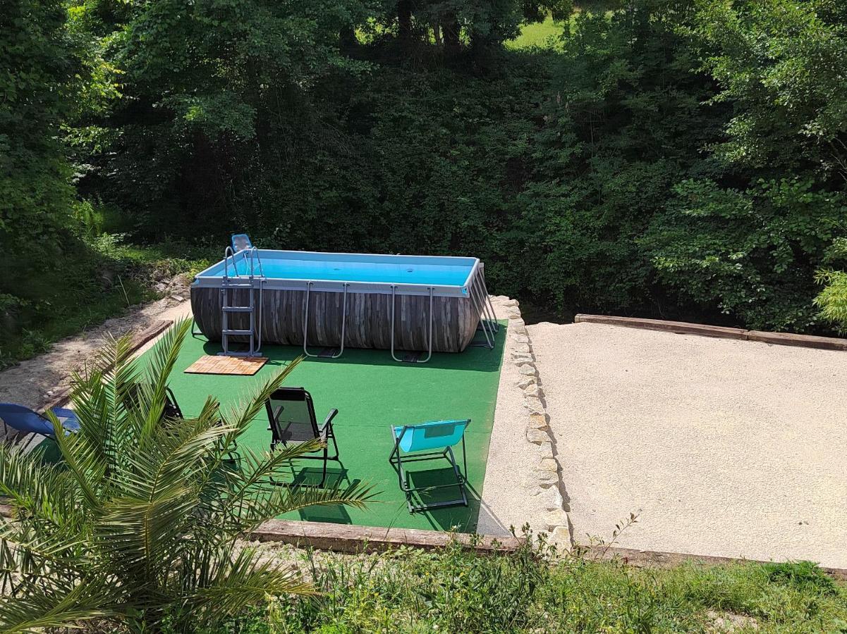 Gîte Le Chaudron 1 à 7pers avec piscine - B&B