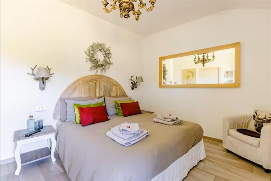 Habitación Doble con vistas a la montaña
