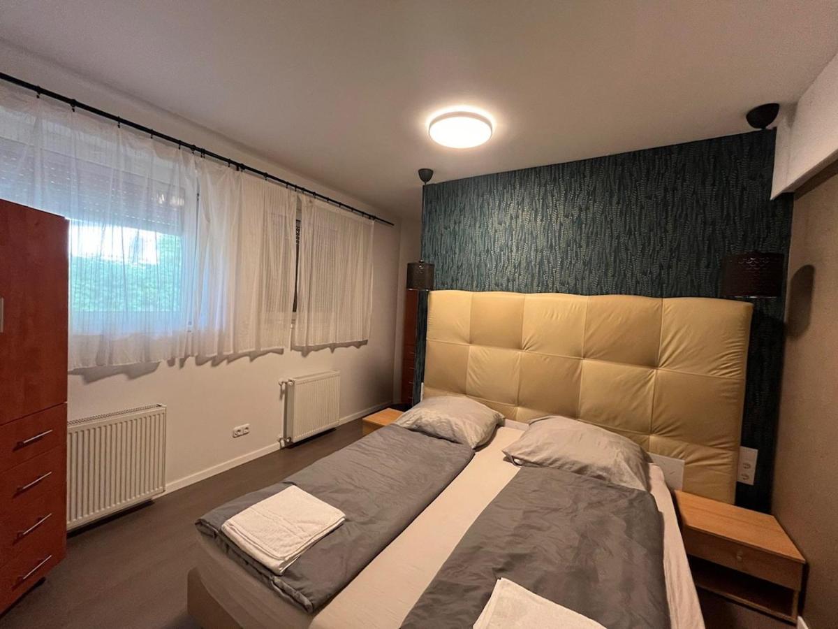 Y Apartman - B&B