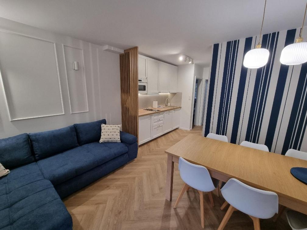 Apartamenty Marynarskie 100m od plaży - B&B