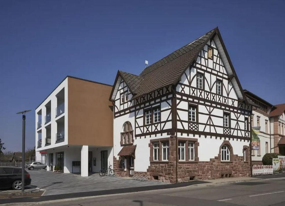 living TIMELESS- Stylische Design Apartments nahe Europa-Park und Elsass mit Balkon und privatem Parkplatz - Ferienwohnung