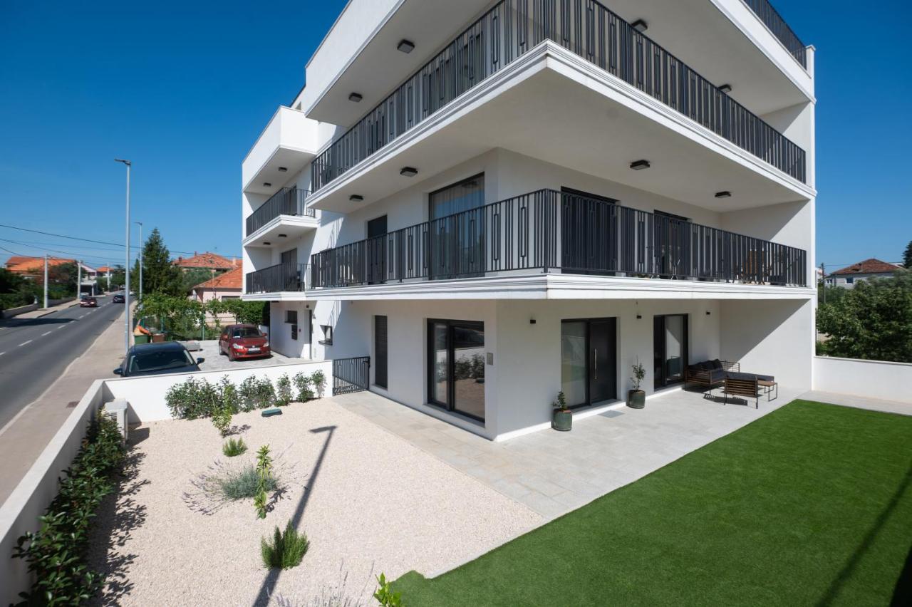 Apartment Mali & Veli - Ferienwohnung Zadar