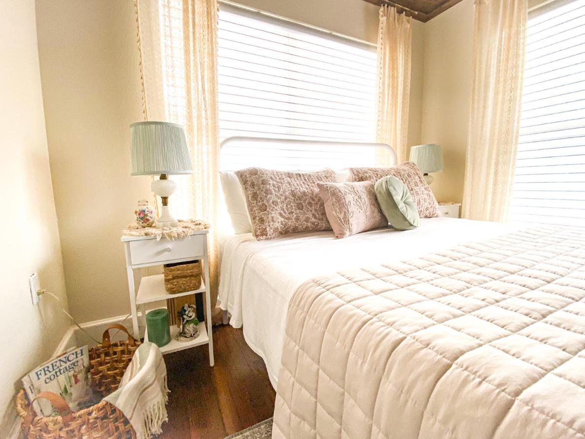 1BR 1BA in Historic Park Ave Home - Chambres d'hôtes Orlando