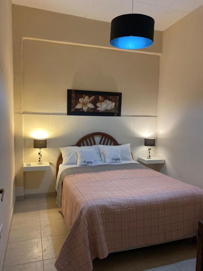 Temporario Aguilares - B&B