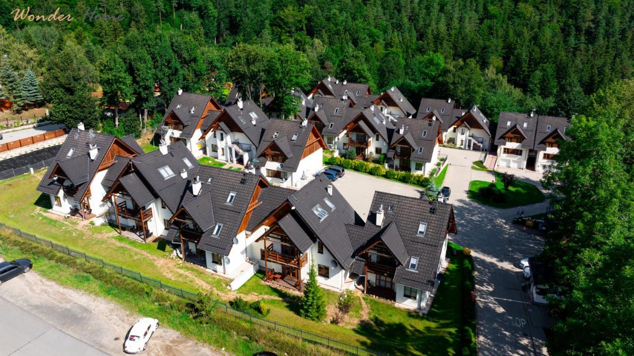Wonder Home - Domek górski Karmel z balkonem i kominkiem - dozorowane osiedle z placem zabaw, tuż przy stoku narciarskim - B&B
