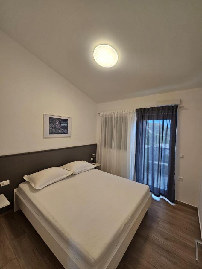 One-Bedroom Apartment with Balcony and Sea View