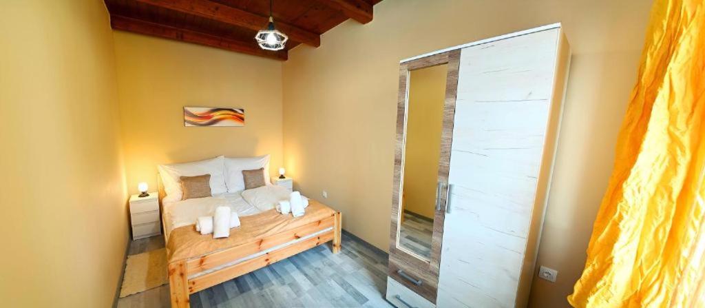 Rejtekhely Apartman - B&B