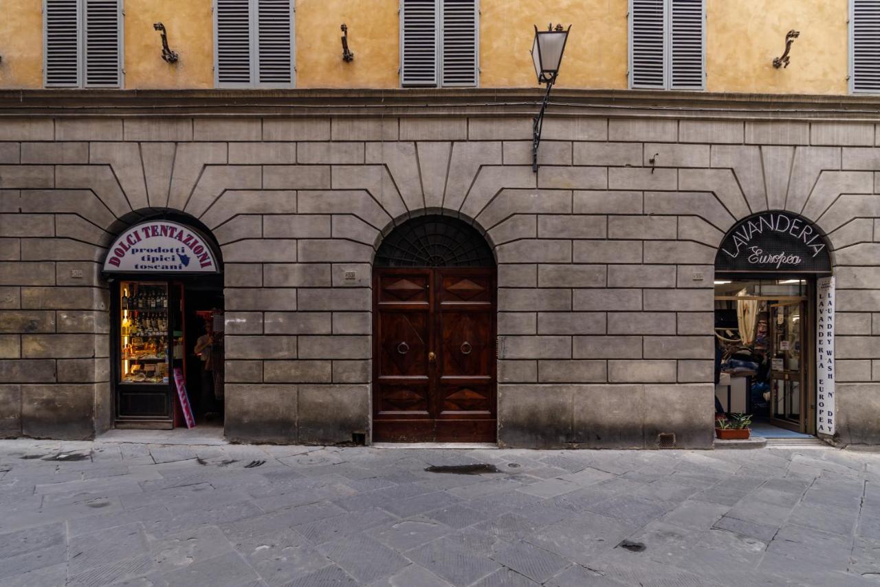 Siena Apt with Stunning Church of San Domenico View - B&B