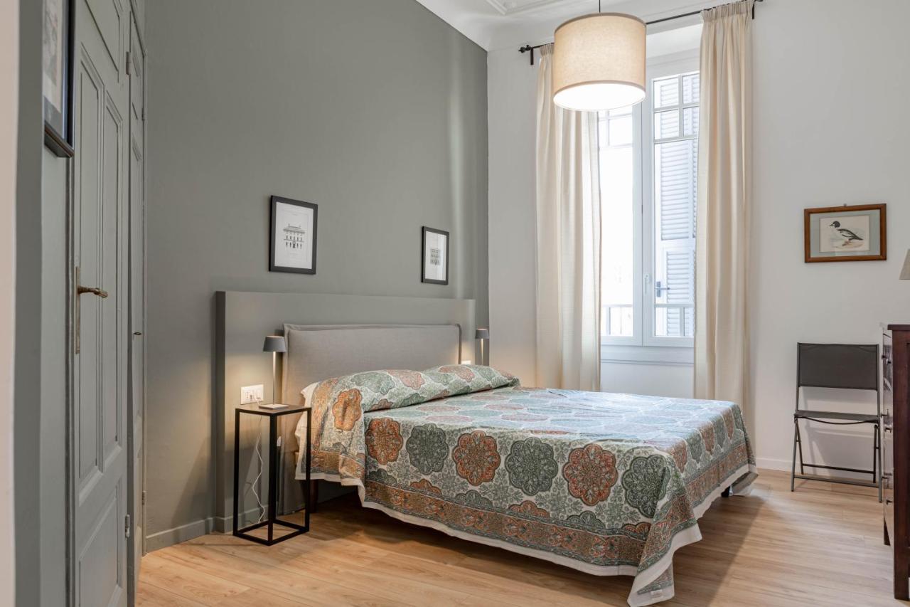 Appartamento con 2 Camere da Letto e Balcone